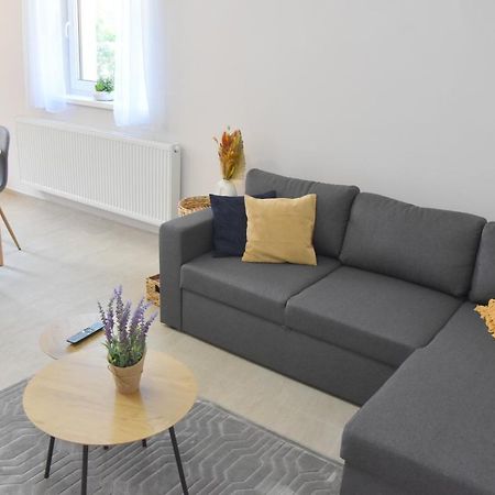 Voeroesko Apartmanhaz Balatonalmádi Exteriér fotografie