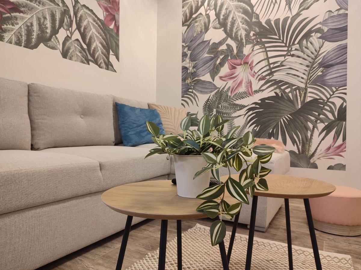 Voeroesko Apartmanhaz Balatonalmádi Exteriér fotografie