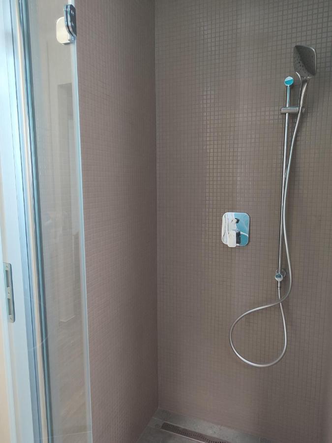 Voeroesko Apartmanhaz Balatonalmádi Exteriér fotografie