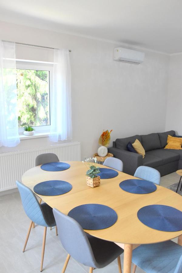 Voeroesko Apartmanhaz Balatonalmádi Exteriér fotografie