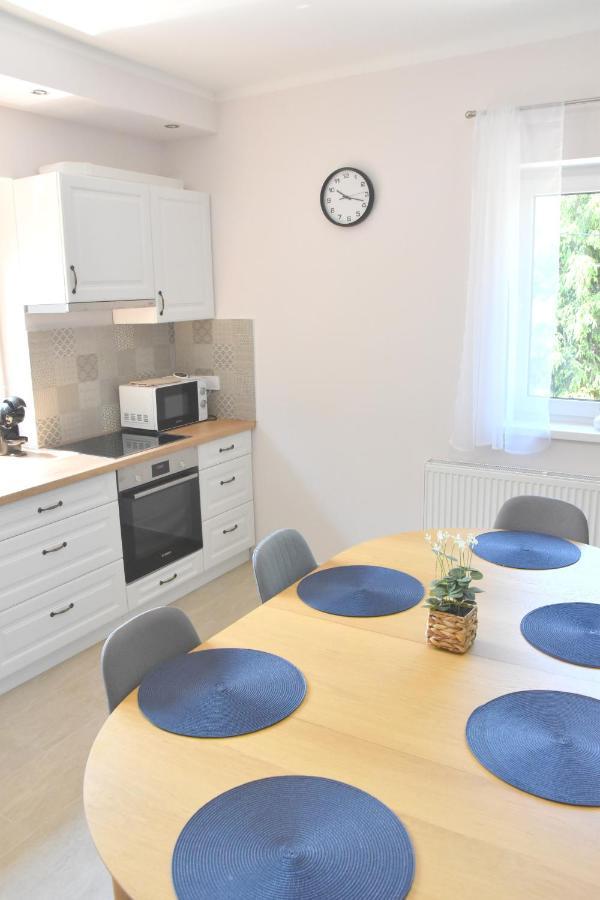Voeroesko Apartmanhaz Balatonalmádi Exteriér fotografie